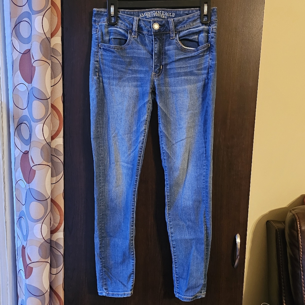 American Eagle Outfitters Classic Blue Skinny Jeans
